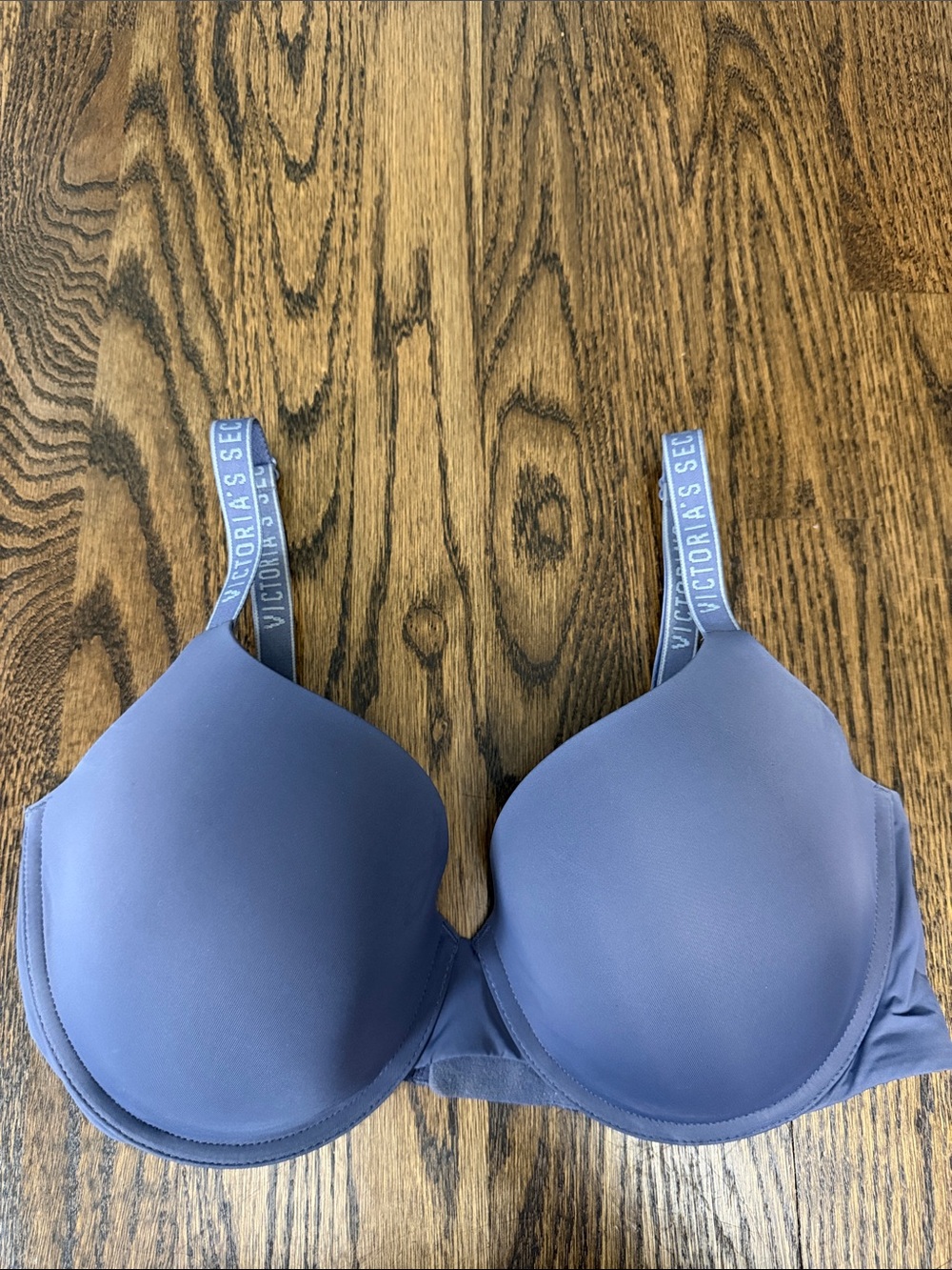 Victoria's Secret Periwinkle Molded T-Shirt Bra